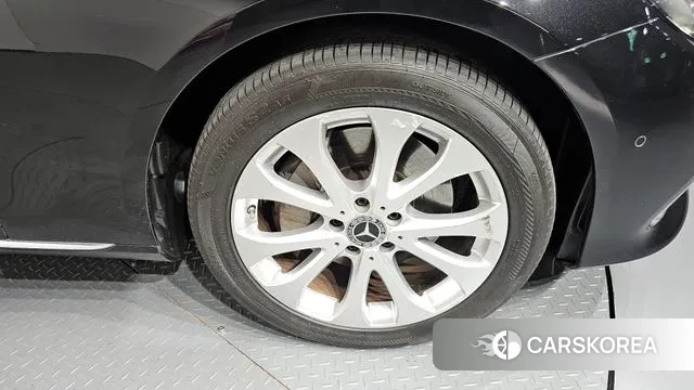 Mercedes-Benz E-Class W213 id 3736622 из Кореи 15