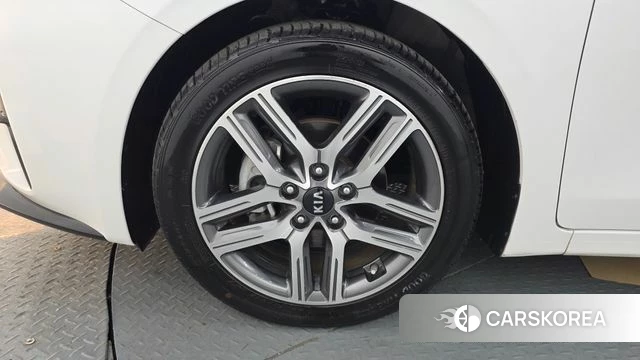 Kia Come New K3 id 4202741 из Кореи 27