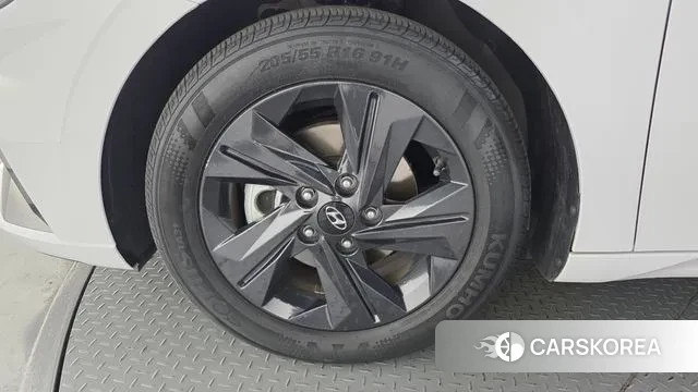 Hyundai Avante (CN7) id 3395074 из Кореи 15