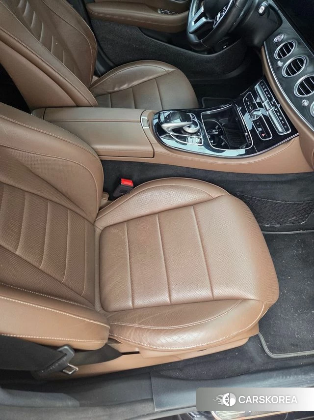Mercedes-Benz E-Class W213 2018 Черный из Кореи, фото 5
