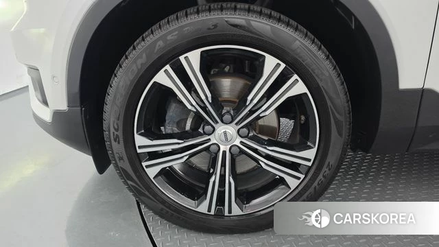 Volvo XC40 id 4864910 из Кореи 32