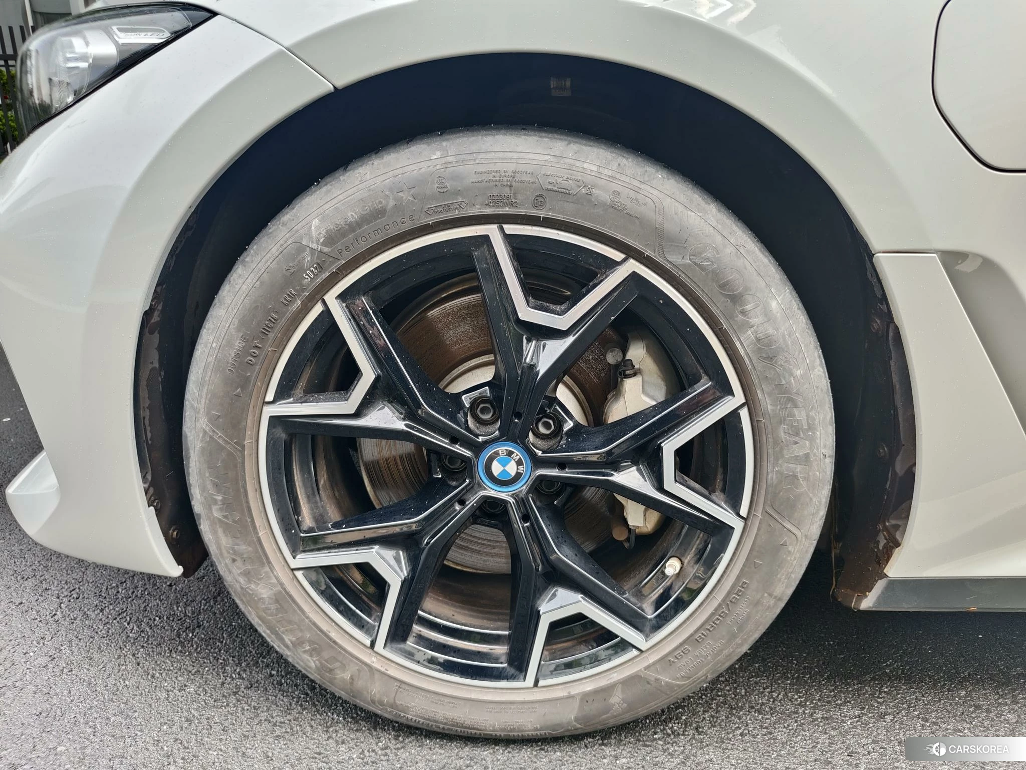 BMW i3 id 4504951 из Китая 25