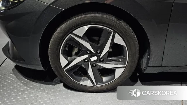 Hyundai Avante (CN7) id 3759425 из Кореи 15