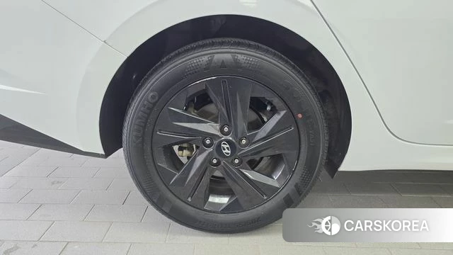Hyundai Avante Hybrid (CN7) id 4881416 из Кореи 26