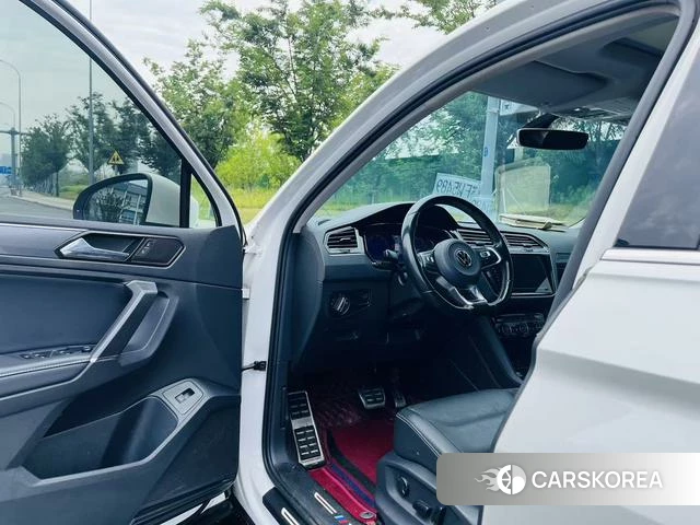 Volkswagen Tiguan L 2021 Белый из Китая, фото 5