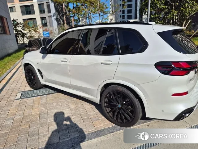 BMW X5 (G05) 2025 Белый из Кореи, фото 5