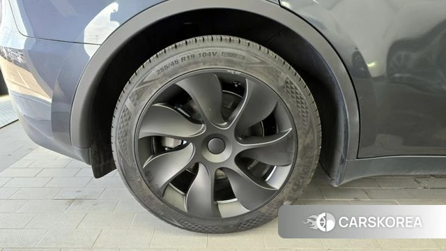 Tesla Model Y id 4315133 из Кореи 27