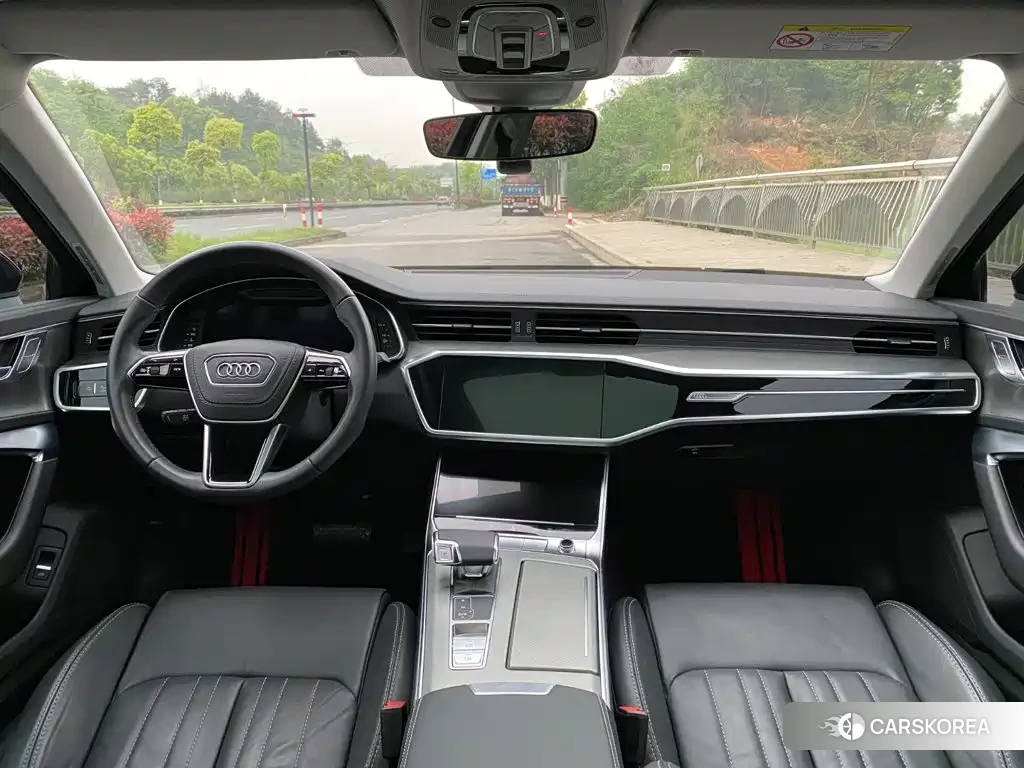 Audi A6L 2022 Черный из Китая, фото 5