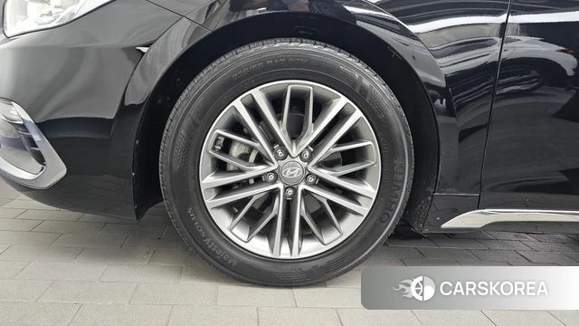 Hyundai Grandeur IG id 4471176 из Кореи 27