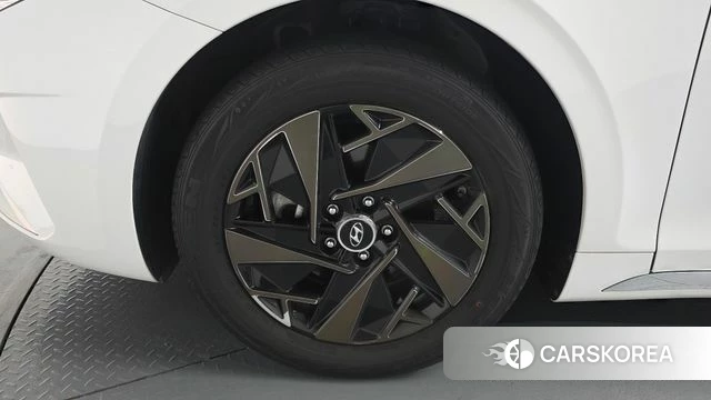 Hyundai The New Grandeur IG Hybrid id 4324260 из Кореи 30