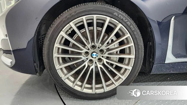 BMW 7 Series (G11) id 4595458 из Кореи 37