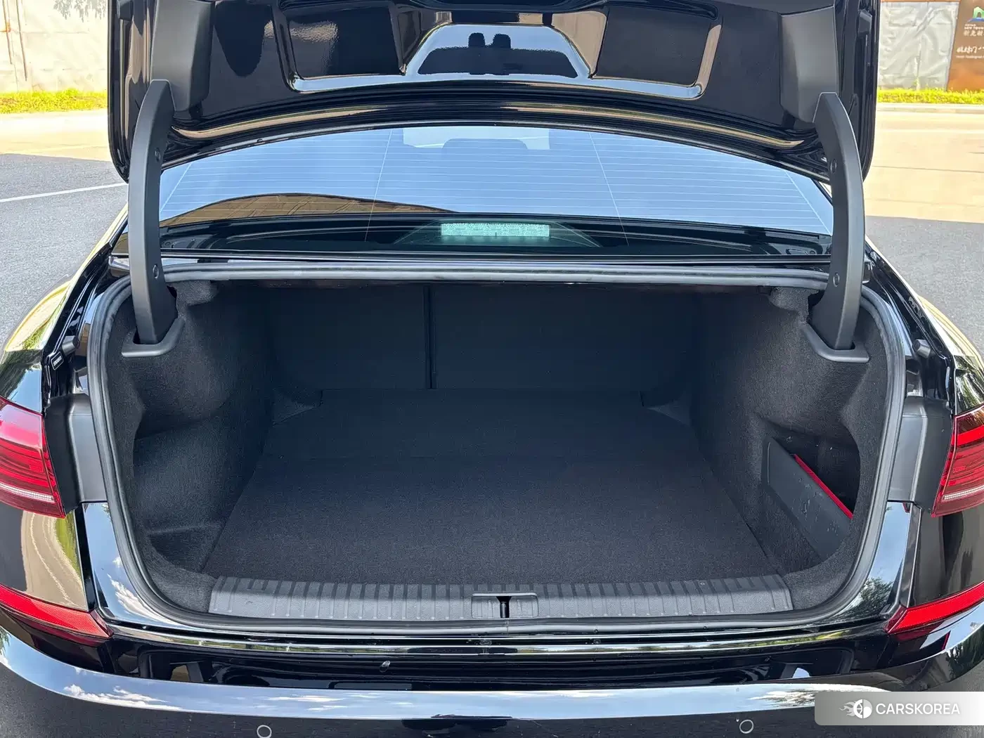 Volkswagen Passat id 4653808 из Китая 11