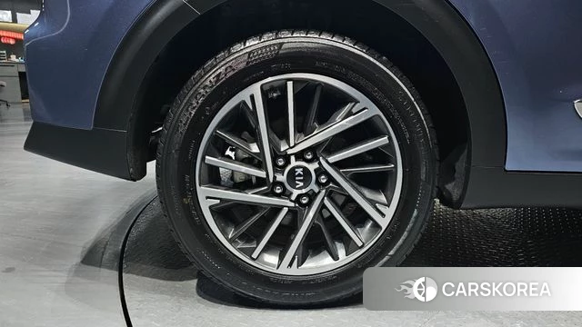 Kia The New Niro id 3898909 из Кореи 15