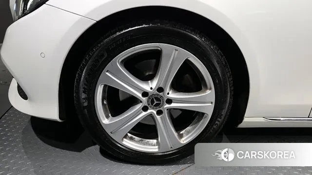 Mercedes-Benz E-Class W213 id 3766814 из Кореи 15