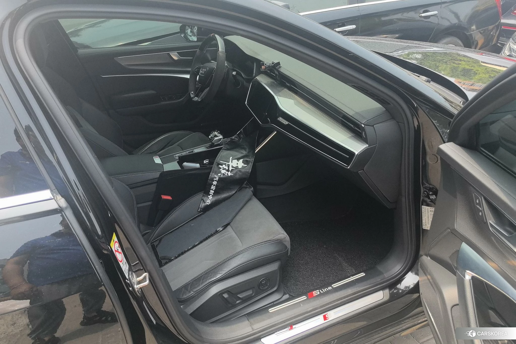 Audi A6L id 4467377 из Китая 12