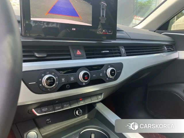 Audi A4L 2025 Белый из Китая, фото 5