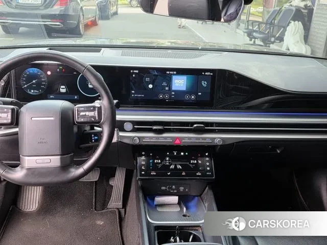 Hyundai Grandeur (GN7) id 3042900 из Кореи 10