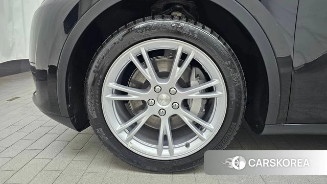 Tesla Model Y id 3831911 из Кореи 15