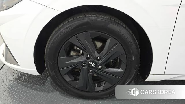 Hyundai Avante Hybrid (CN7) id 4202395 из Кореи 25