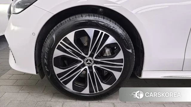 Mercedes-Benz E-Class W214 id 3538445 из Кореи 15