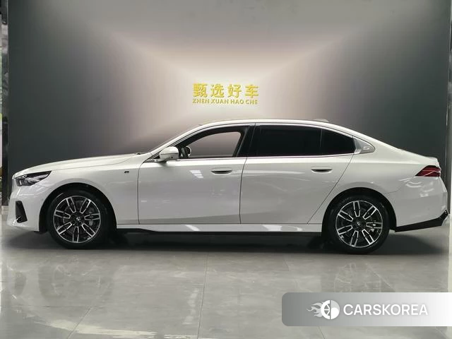 BMW 5 series id 4298452 из Китая 9