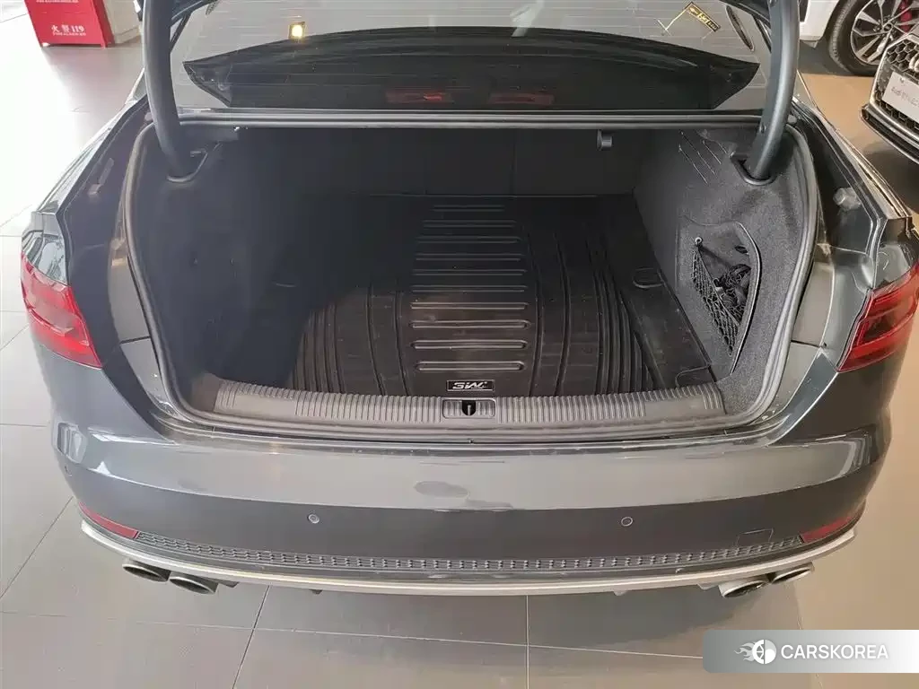 Audi S4 id 4589525 из Китая 10