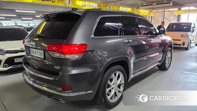 Jeep Grand Cherokee id 4518860 из Кореи 15