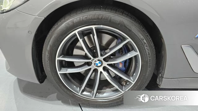 BMW 5 Series (G30) id 3860080 из Кореи 15