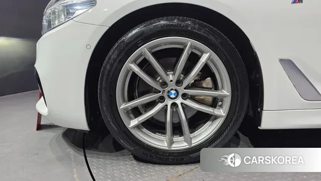 BMW 5 Series (G30) id 3275193 из Кореи 15