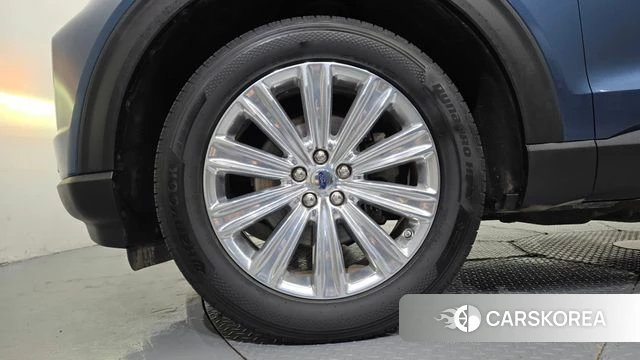 Ford Explorer 6th Generation id 4490183 из Кореи 26