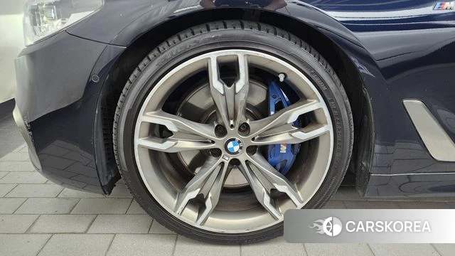 BMW 5 Series (G30) id 4471563 из Кореи 15