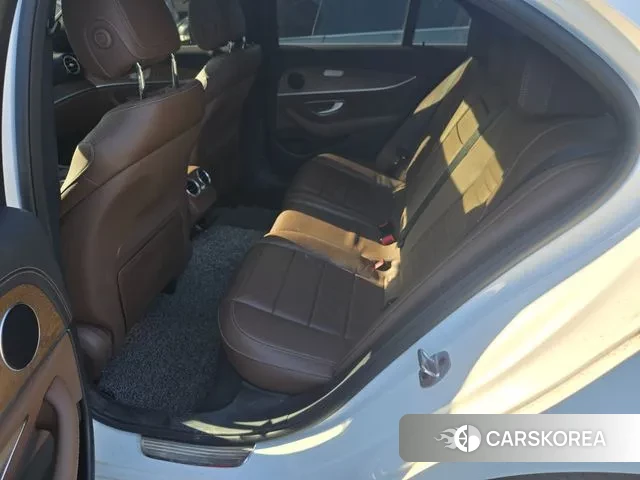 Mercedes-Benz E-Class W213 2022 Белый из Кореи, фото 6