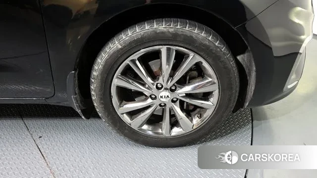 Kia The New Carnival id 3474758 из Кореи 15