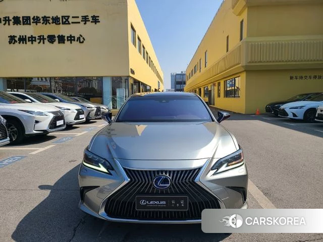 Lexus ES id 4241648 из Китая 7