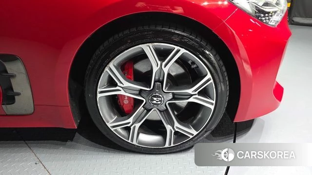 Kia Stinger id 4318380 из Кореи 30