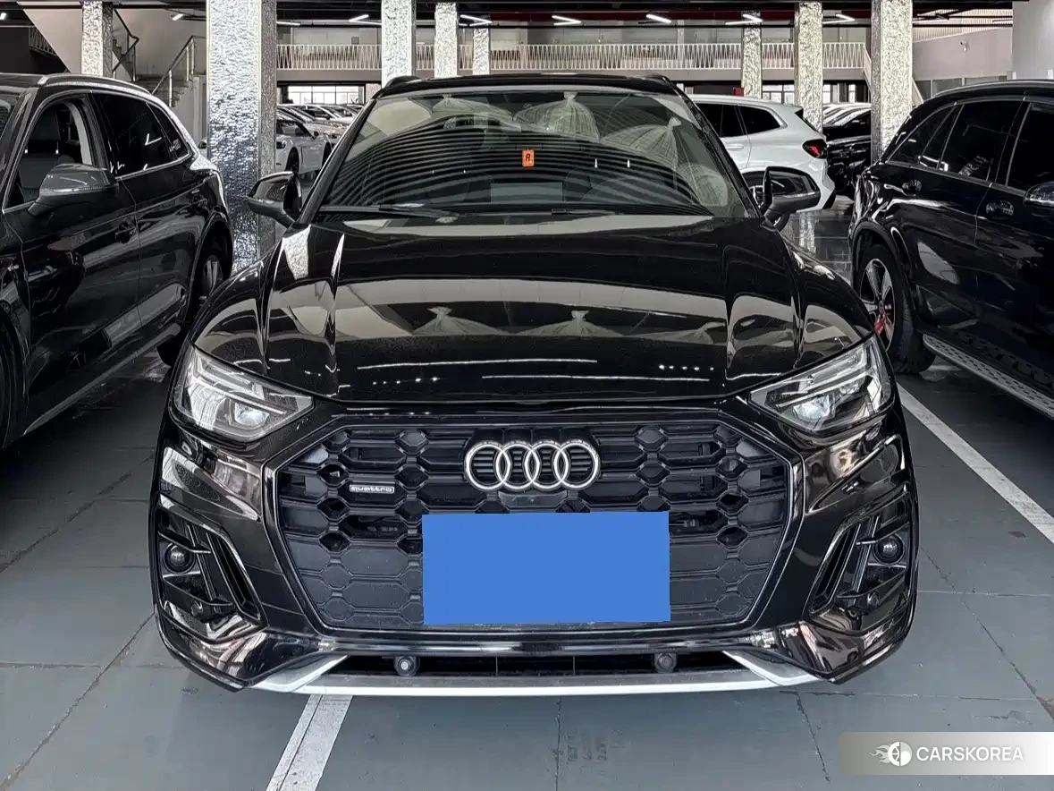 Audi Q5L id 4629598 из Китая 13