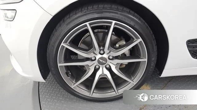 Genesis The New G70 id 3394915 из Кореи 15