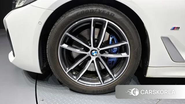 BMW 5 Series (G30) id 3360991 из Кореи 15