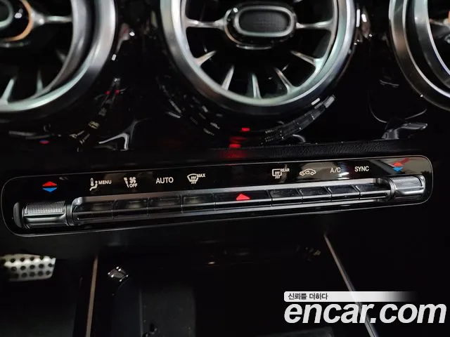 Mercedes-Benz GLA - Class H247 id 2678603 из Кореи 15