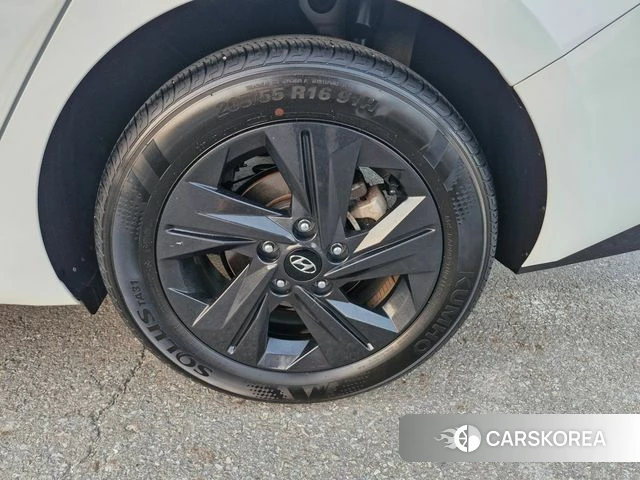 Hyundai Avante (CN7) id 3806008 из Кореи 13