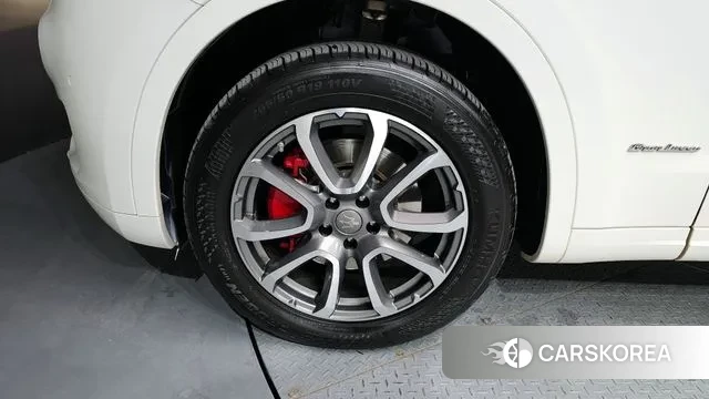 Maserati Levante id 3557641 из Кореи 15