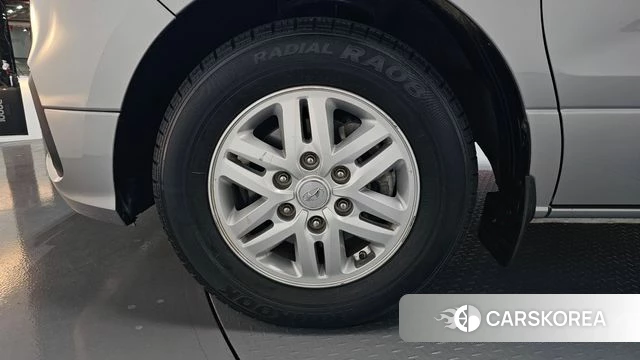 Hyundai The New Grand Starex id 4285931 из Кореи 26