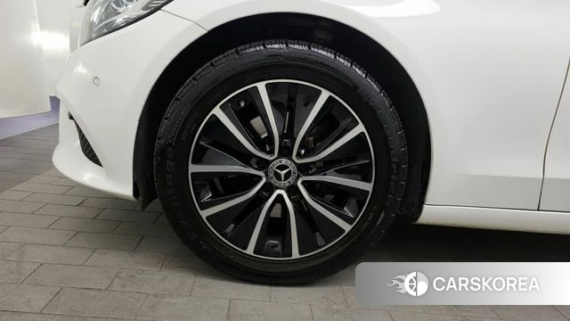 Mercedes-Benz C-Class W205 id 4250723 из Кореи 26