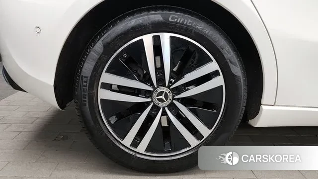 Mercedes-Benz A-Class W177 id 3540710 из Кореи 15