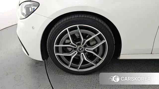 Mercedes-Benz E-Class W213 id 3395896 из Кореи 15