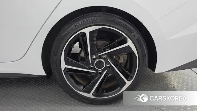 Hyundai Avante (CN7) id 3433348 из Кореи 15