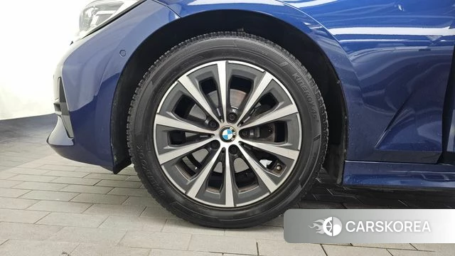BMW 3 Series (G20) id 4614918 из Кореи 29