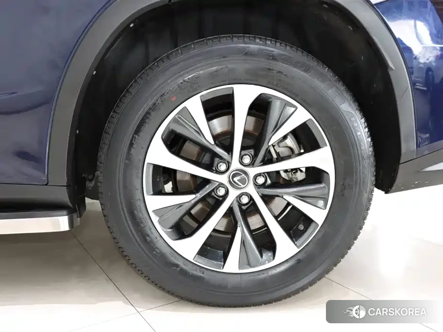 Lexus RX id 4553813 из Китая 15