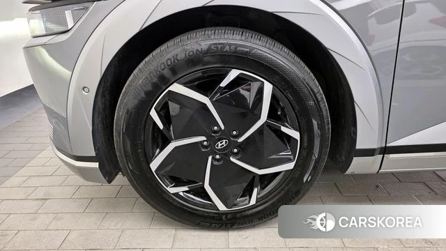 Hyundai Ionic 5 id 3827413 из Кореи 15