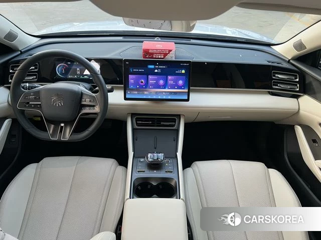 BYD Qin L DM 2025 Белый из Китая, фото 5